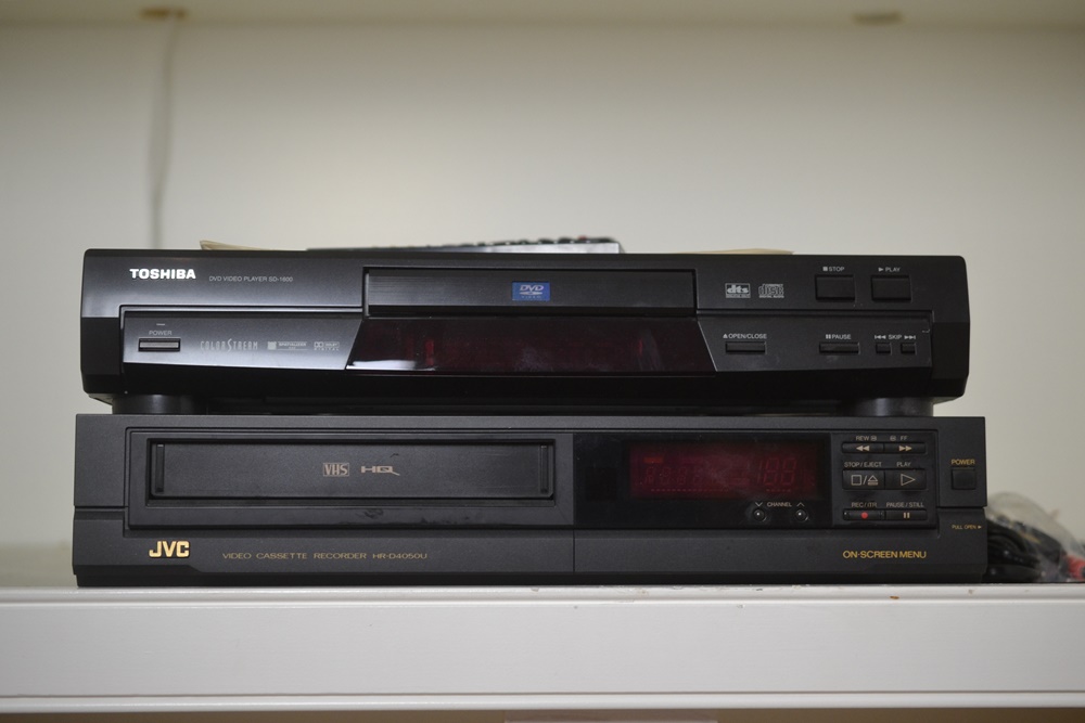 Toshiba DVD Player & JVC VHS Player