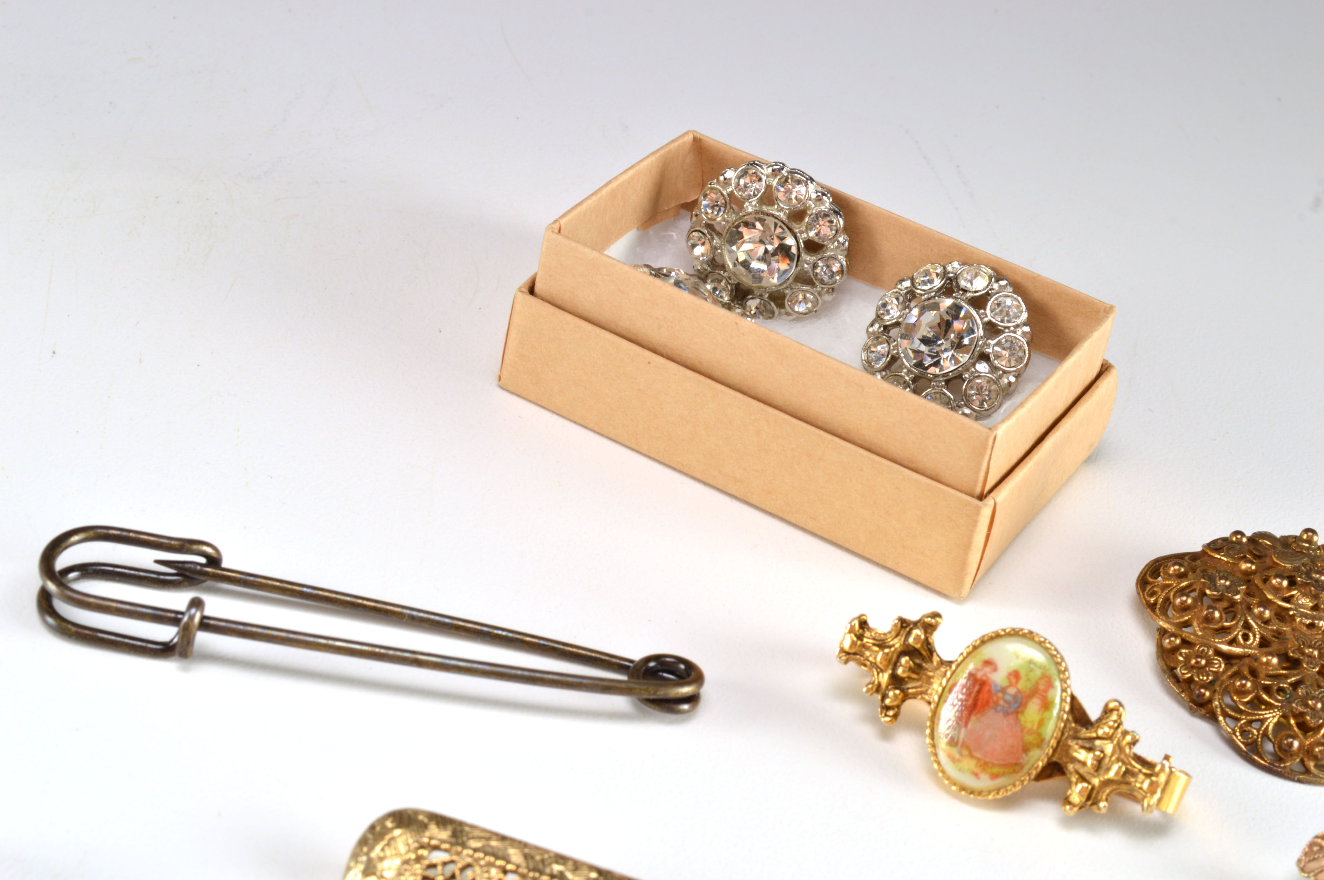 Group of Vintage Costume Jewelry 