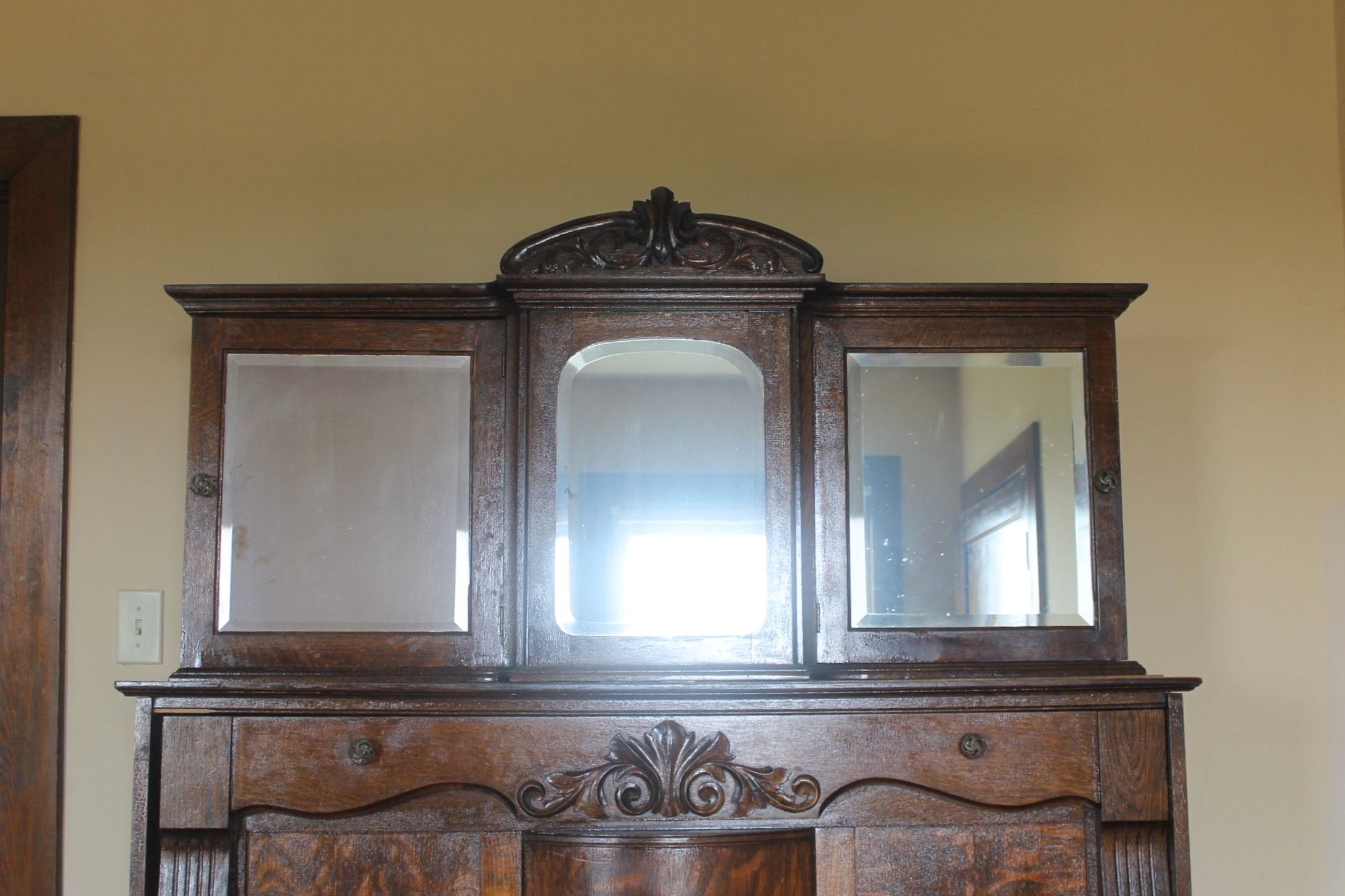 Antique Quarter Sawn Oak Murphy Bed