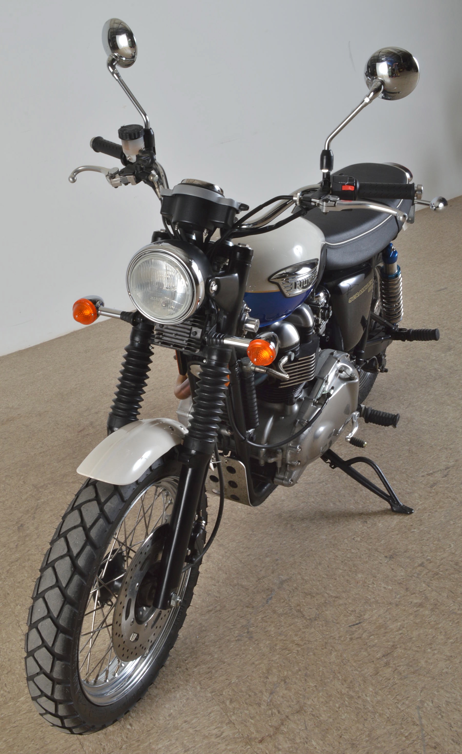 2006 Triumph Scrambler 900 Cafe Style Motorcycle