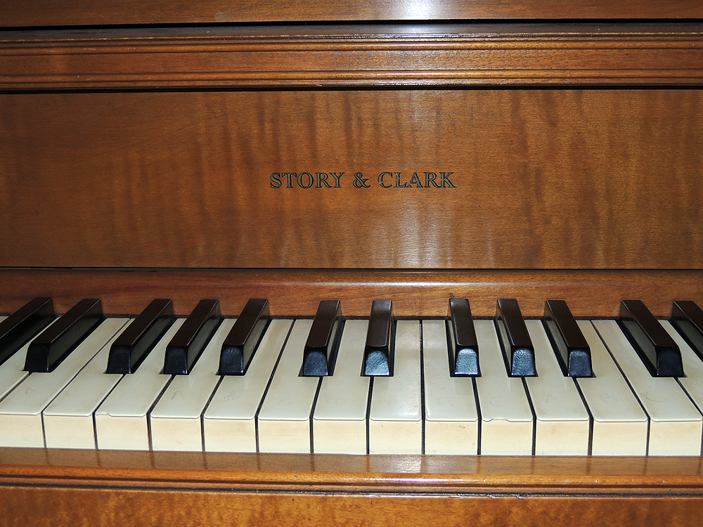 Story & Clark 1940s Upright Piano