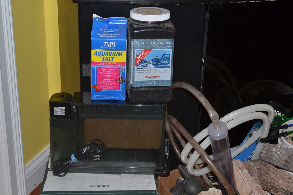 72-Gallon Oceanic Aquarium, Stand and Supplies