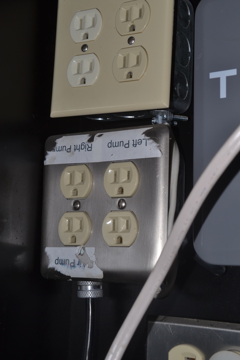 72-Gallon Oceanic Aquarium, Stand and Supplies