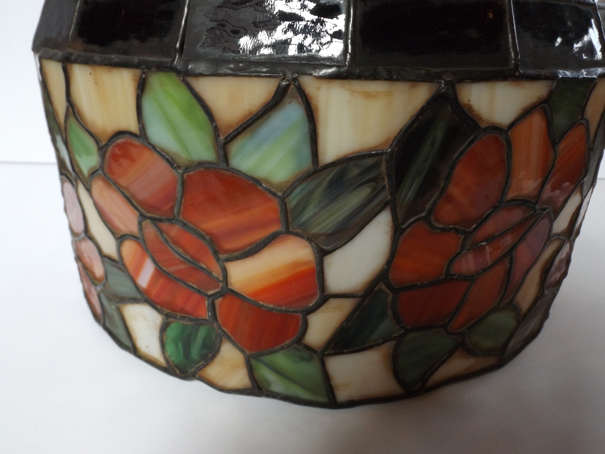 Tiffany Style Stained Glass Pendant Light