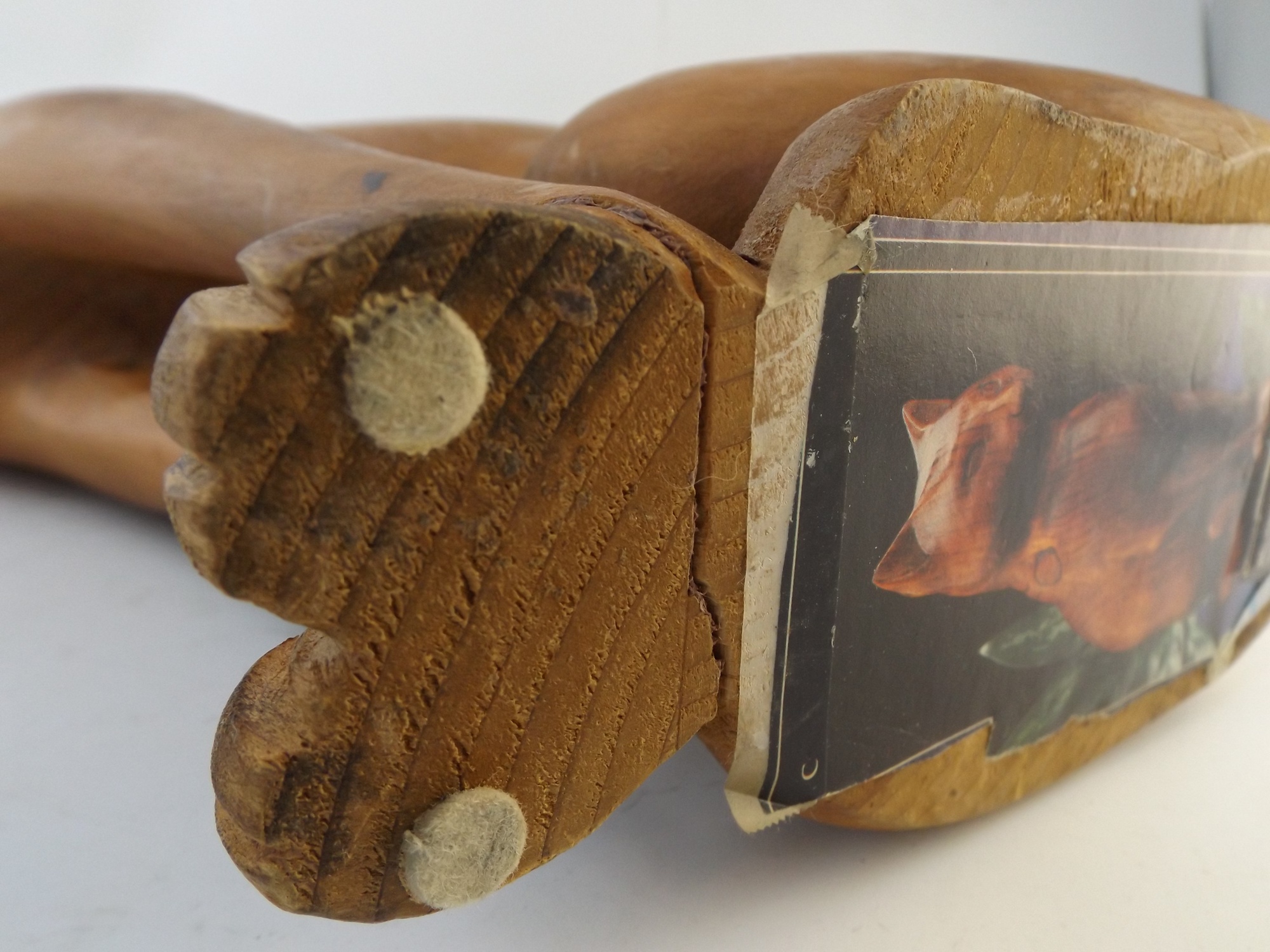 Italian Oiled Walnut Cat