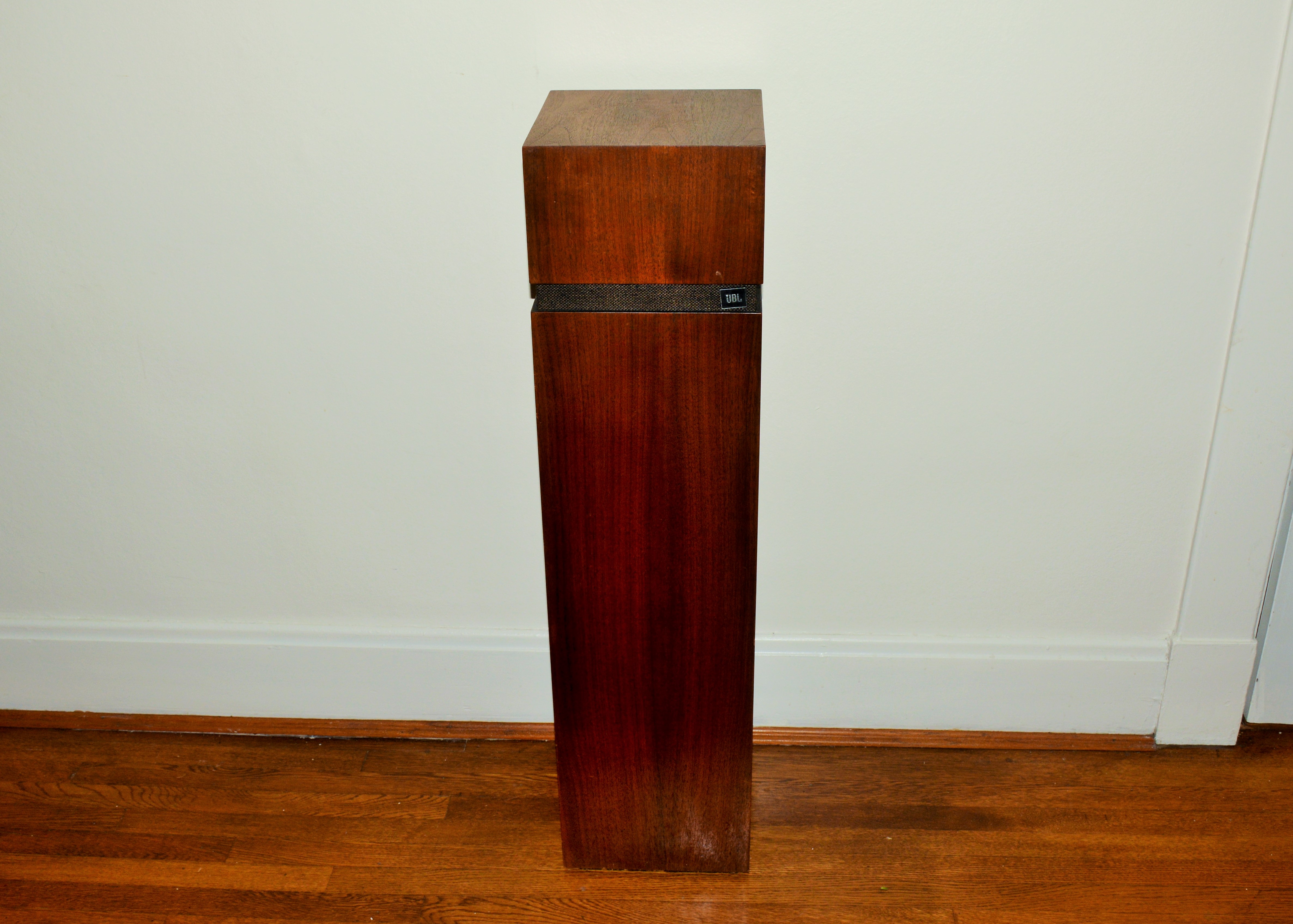 Pair of Vintage JBL Aquarius IV Column Speakers 