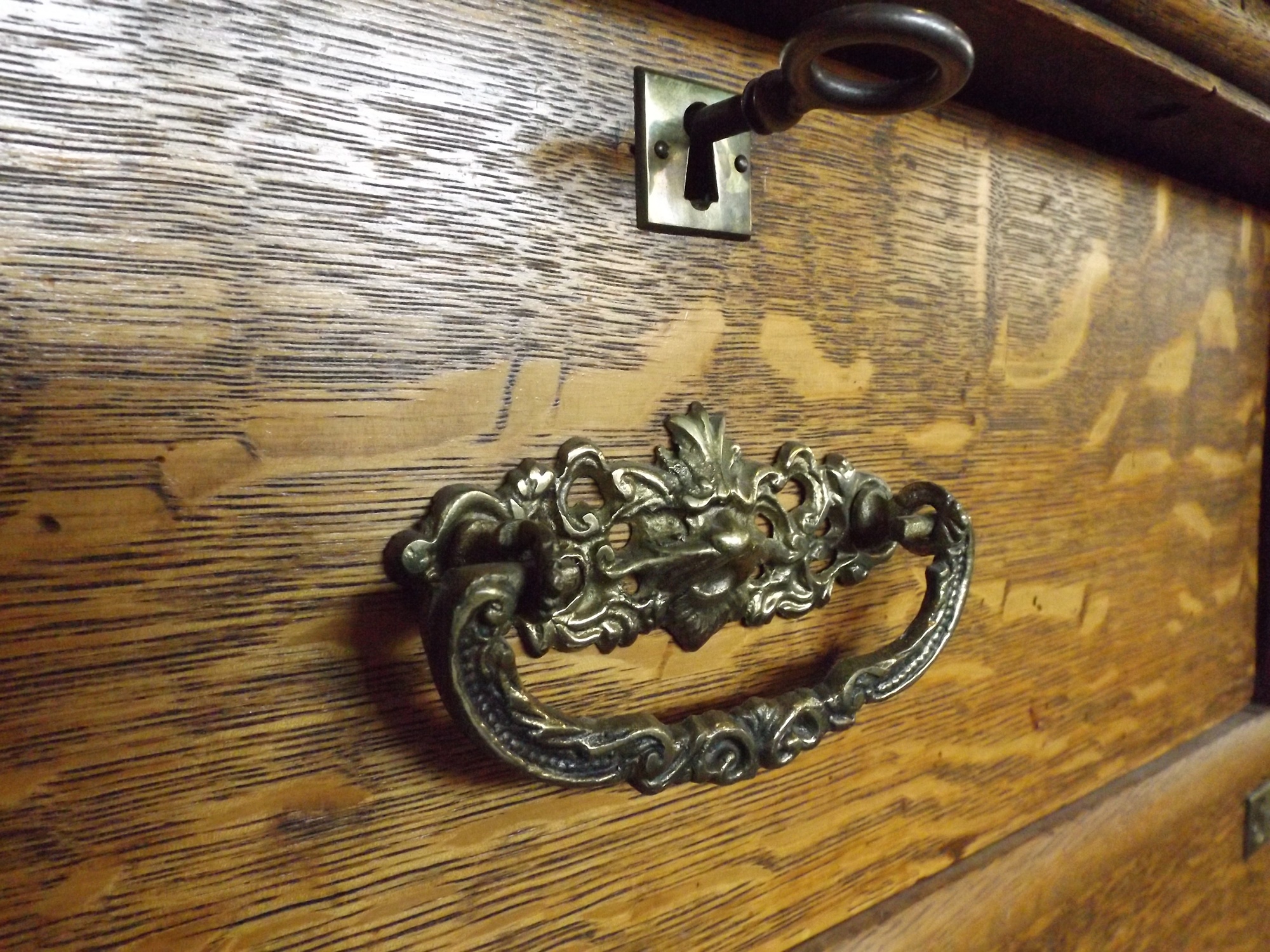 Victorian Golden Oak Wishbone Mirrored Dresser