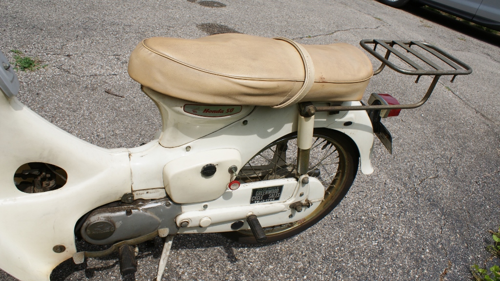1965 Honda 50 Super Cub C100 Scooter
