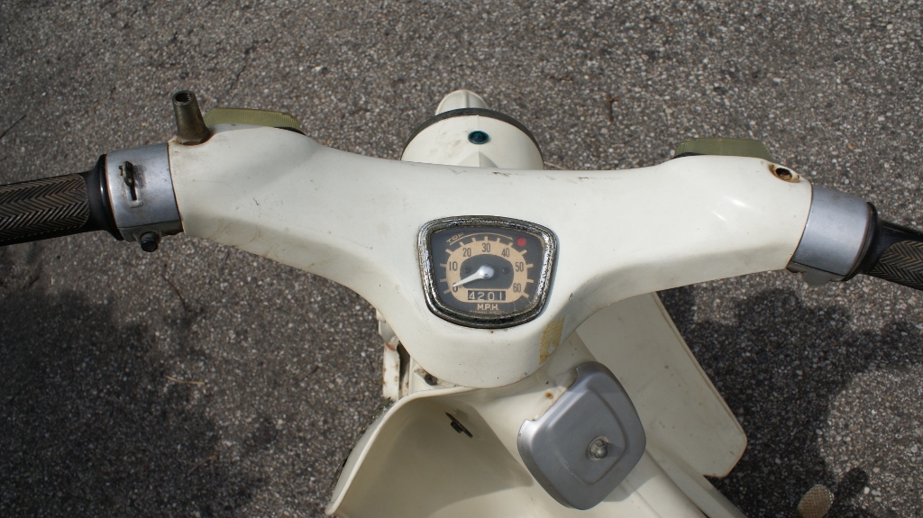 1965 Honda 50 Super Cub C100 Scooter