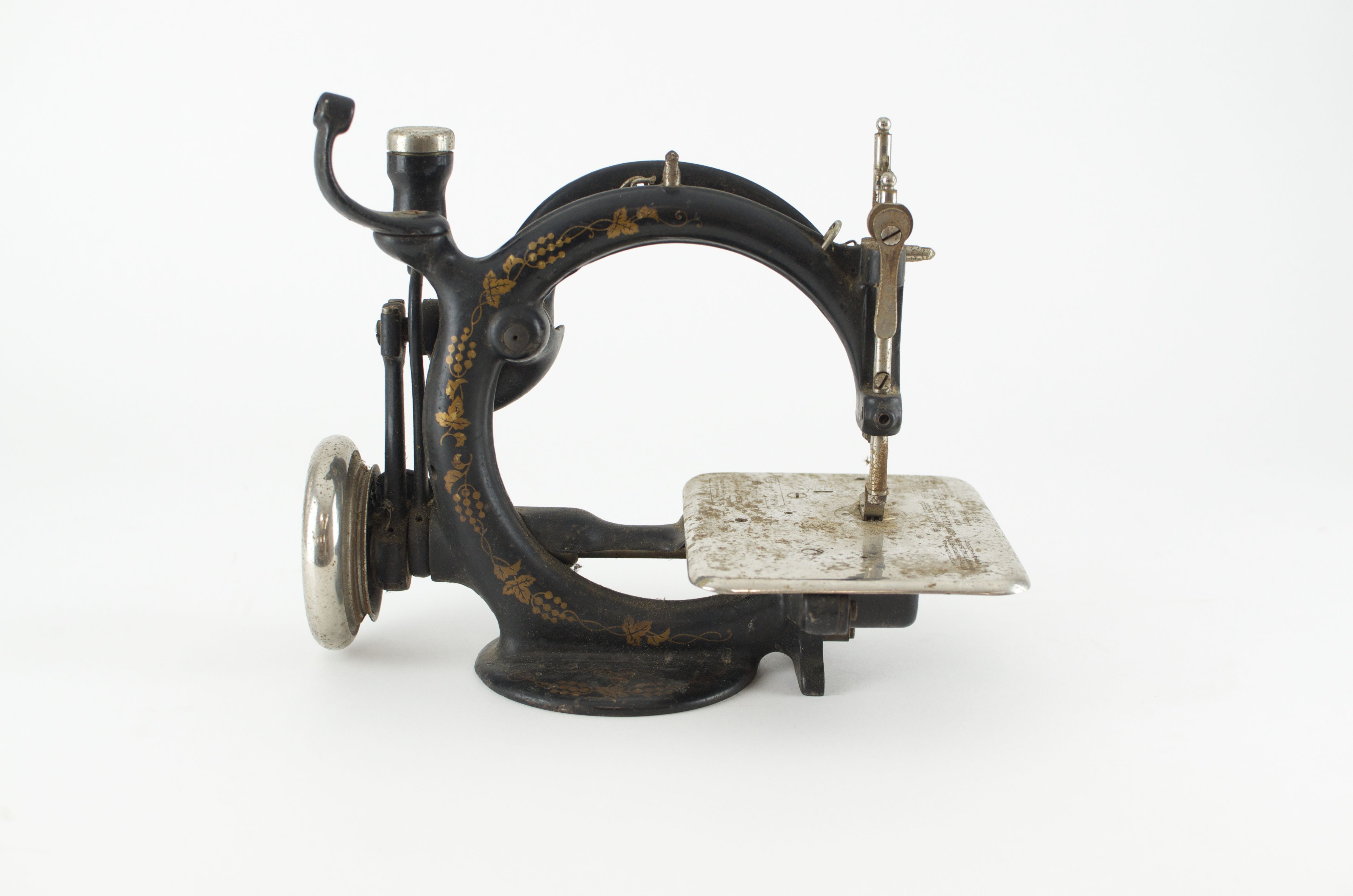 Willcox & Gibbs Vintage Sewing Machine