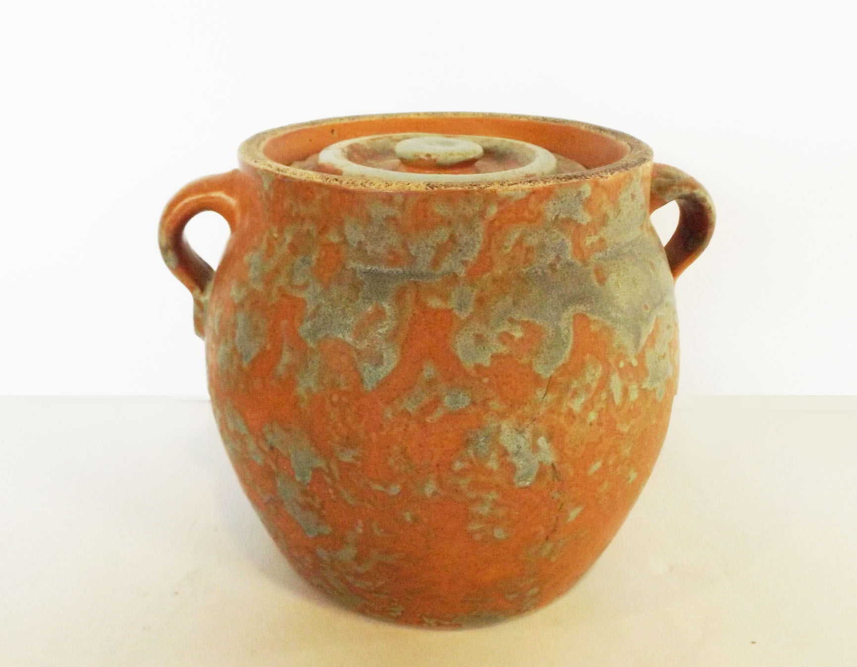 Burley Winter Pottery Bean Pot