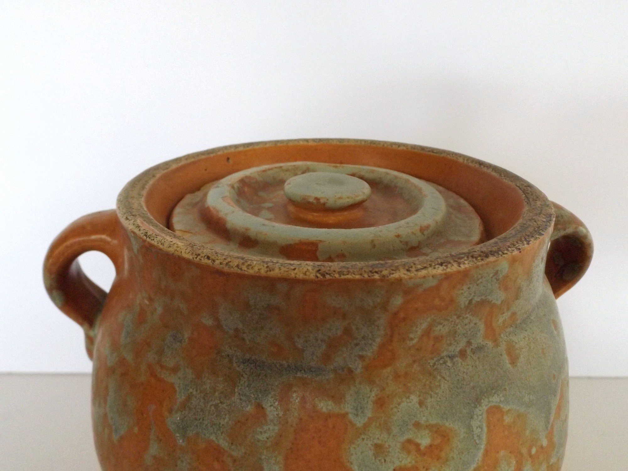 Burley Winter Pottery Bean Pot