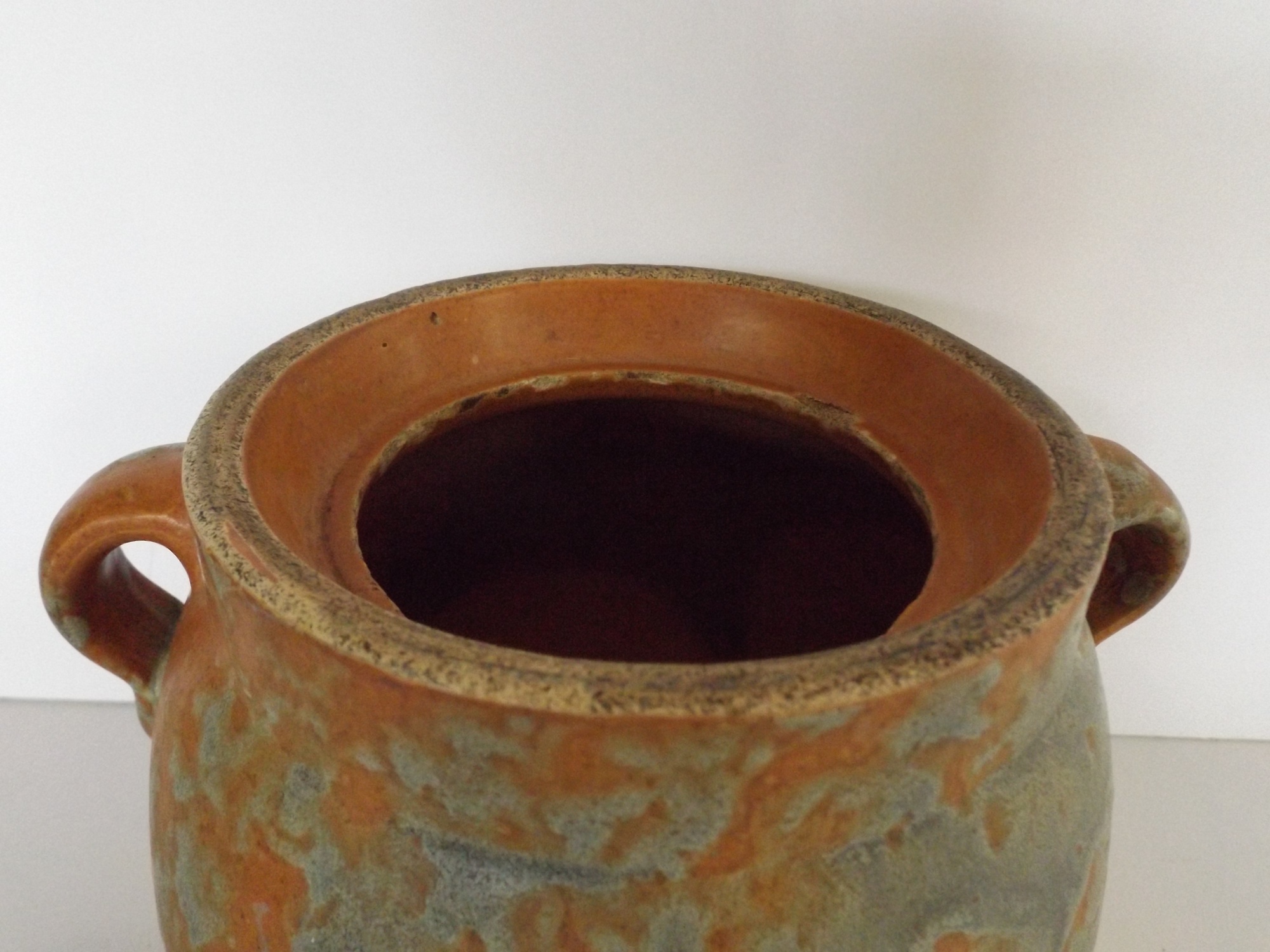 Burley Winter Pottery Bean Pot