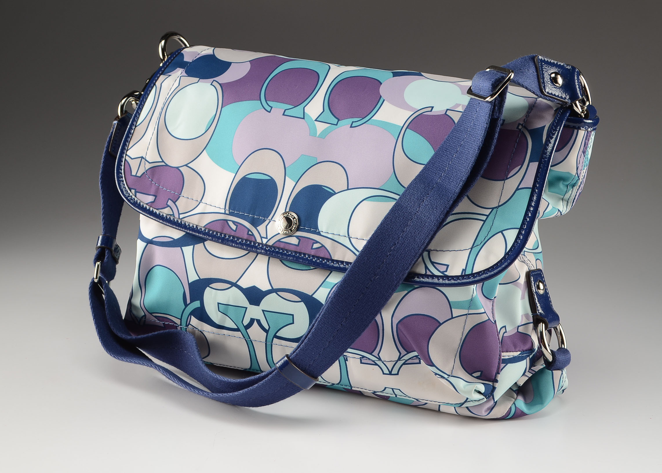 Casual Coach Shoulder Purse