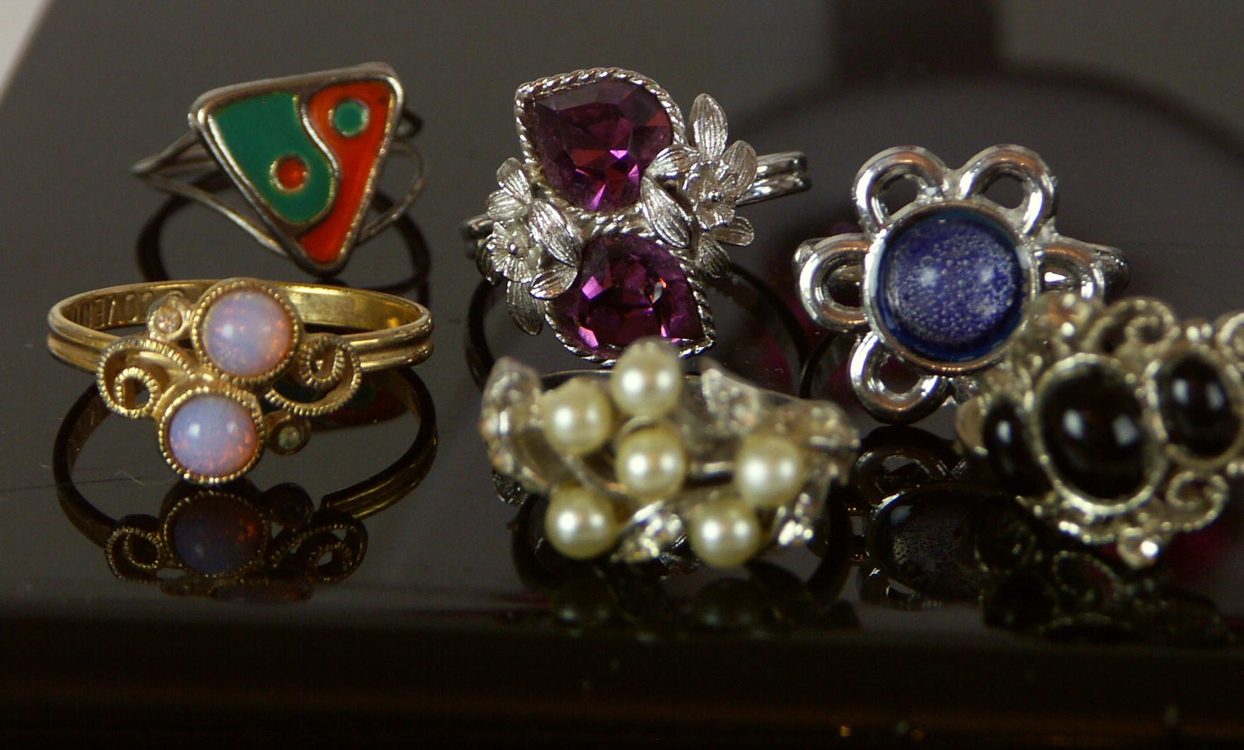 Silver-Tone Fashion Jewelry Lot