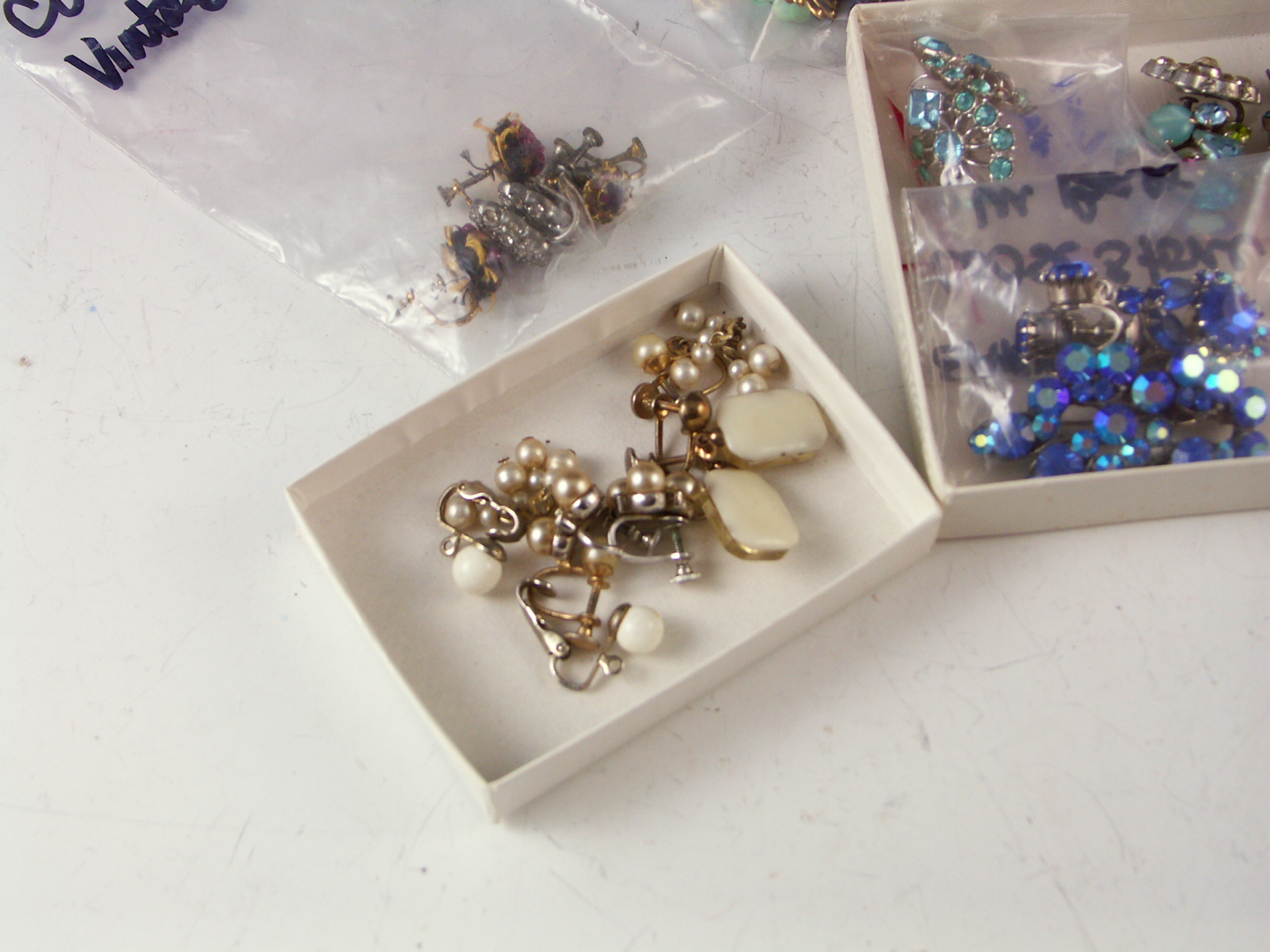 Lot of Vintage Jewelry