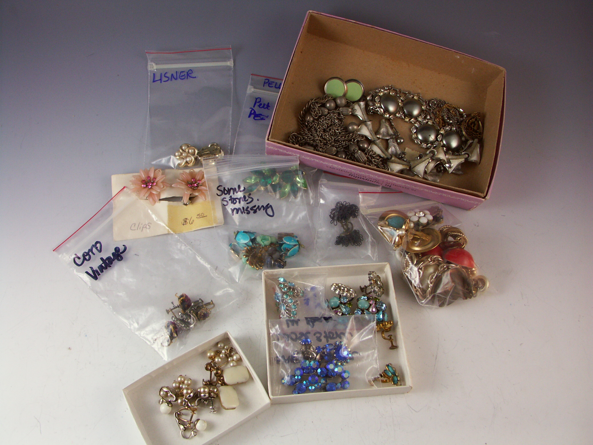 Lot of Vintage Jewelry