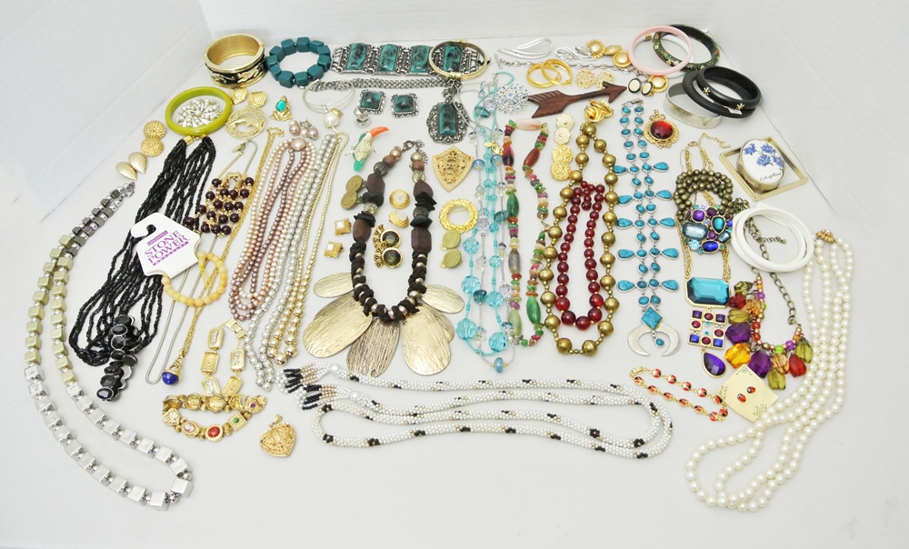 Attractive Lot Of Bangles, Bracelets, Earrings, Necklaces