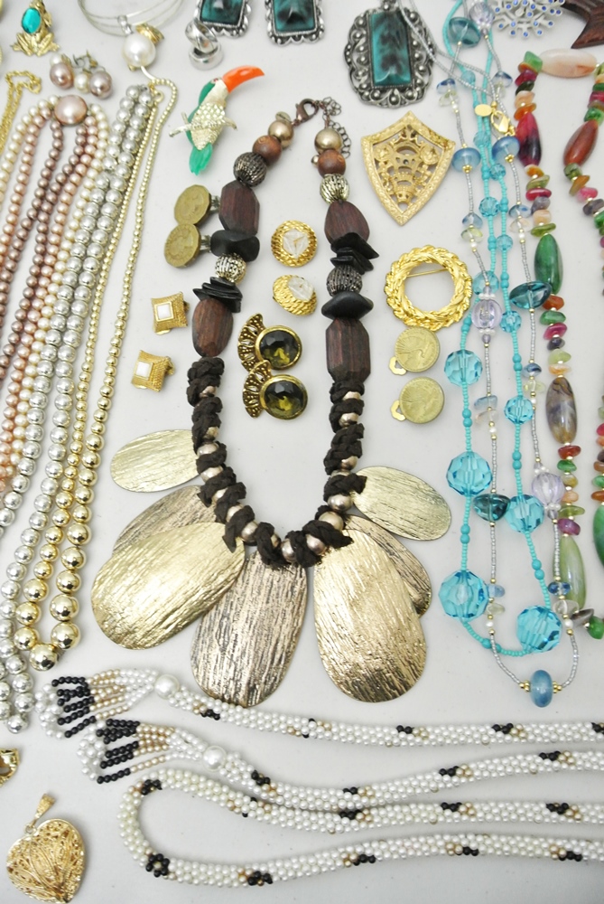 Attractive Lot Of Bangles, Bracelets, Earrings, Necklaces