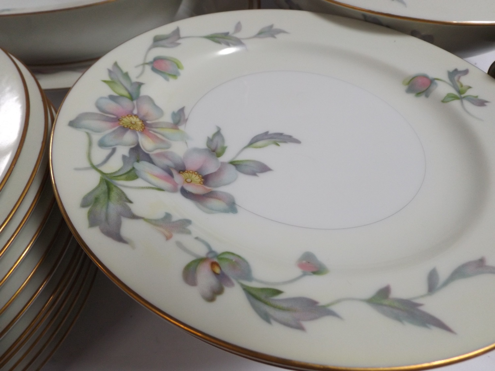 Japanese Sanyo 'Silver Poppy' China