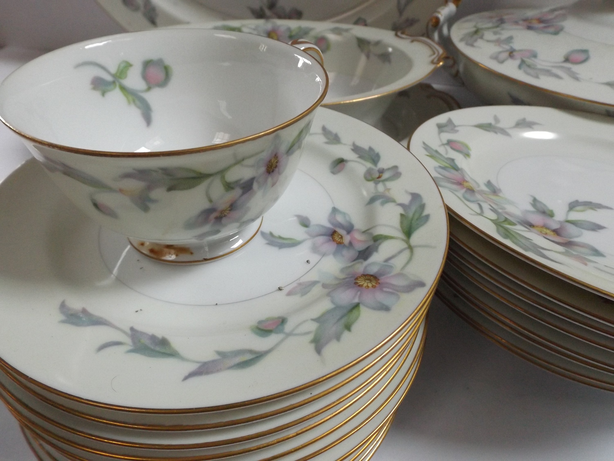 Japanese Sanyo 'Silver Poppy' China