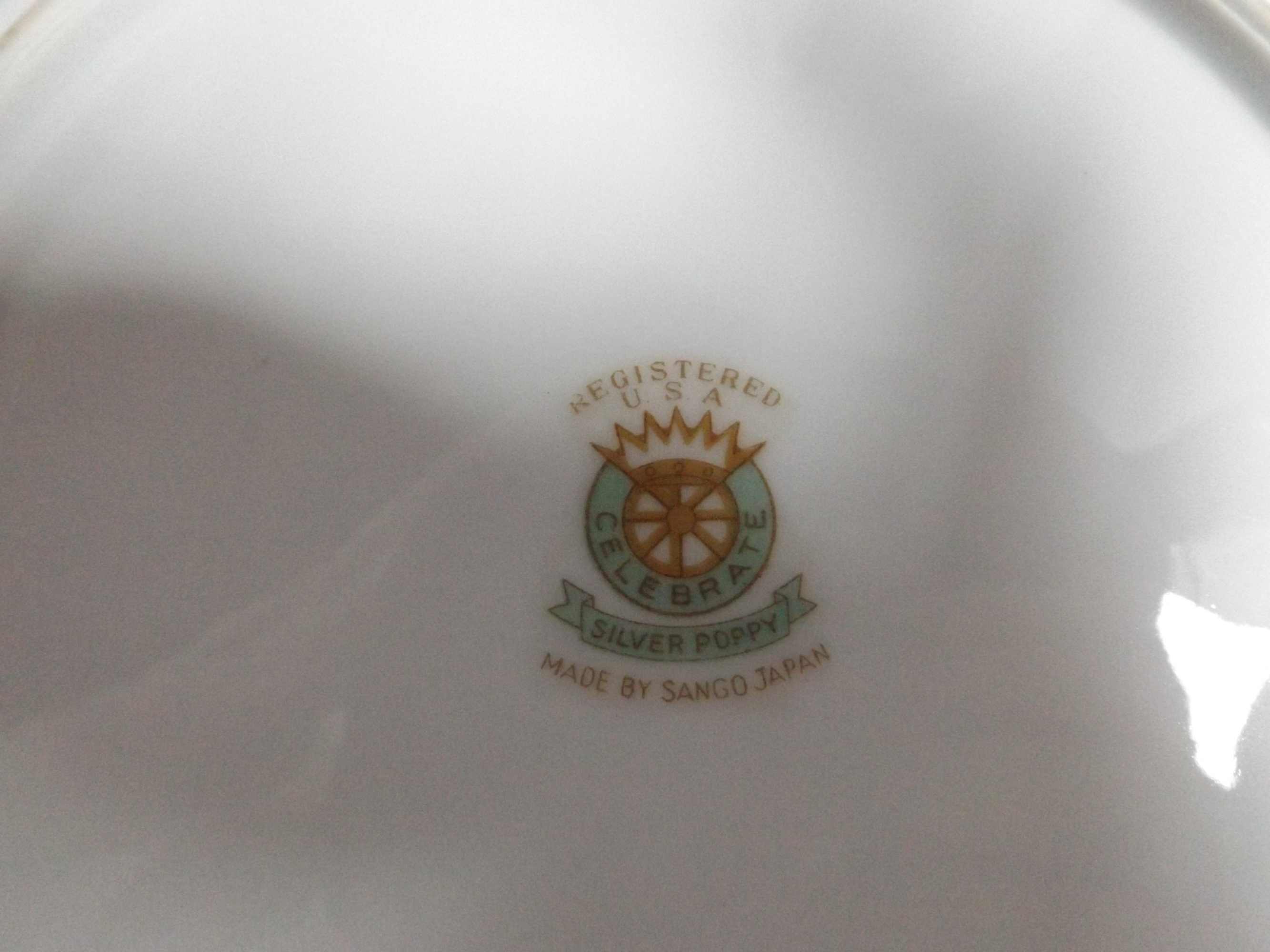 Japanese Sanyo 'Silver Poppy' China