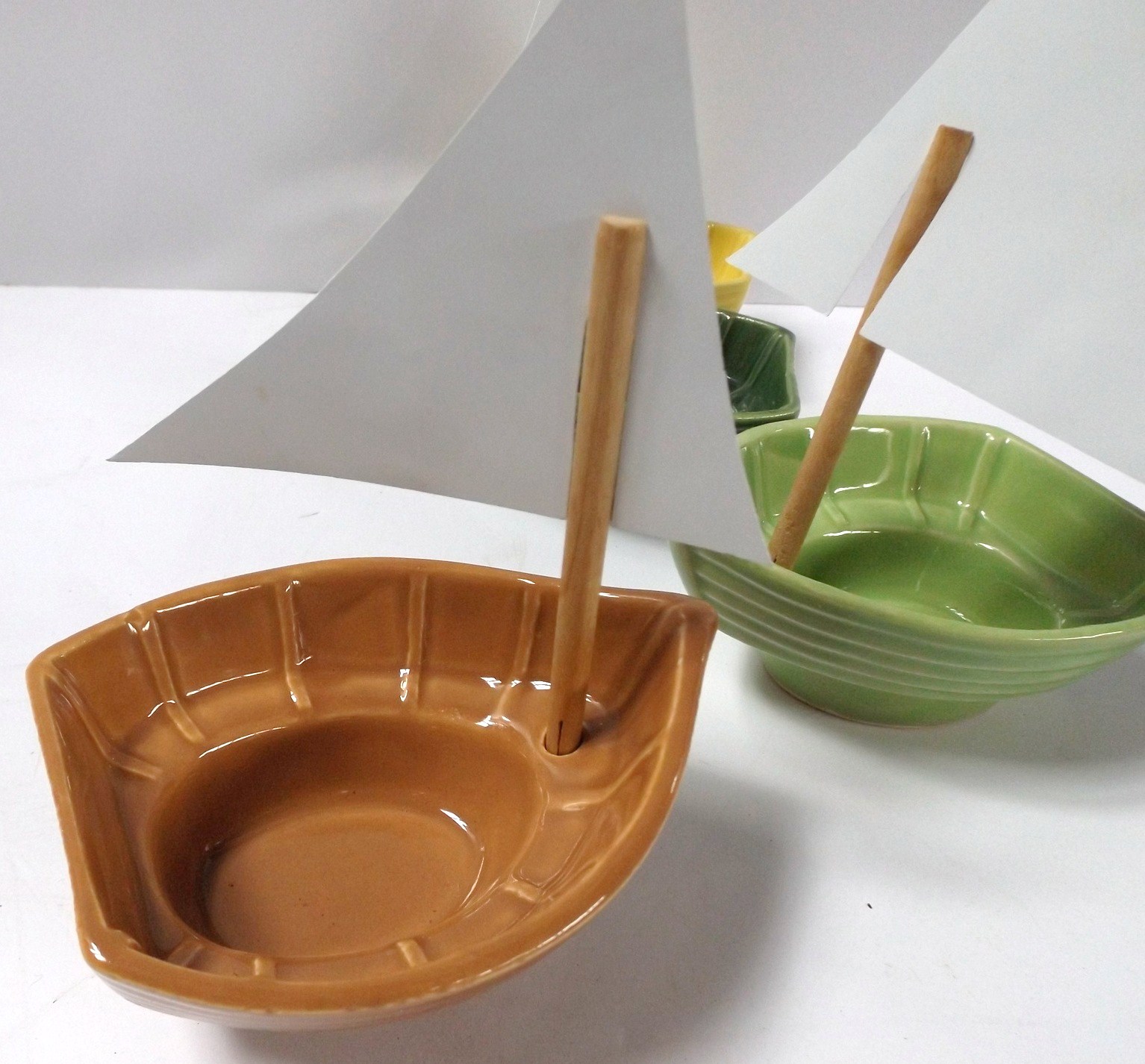Retro Cardinal China Shrimp Boats in Original Box