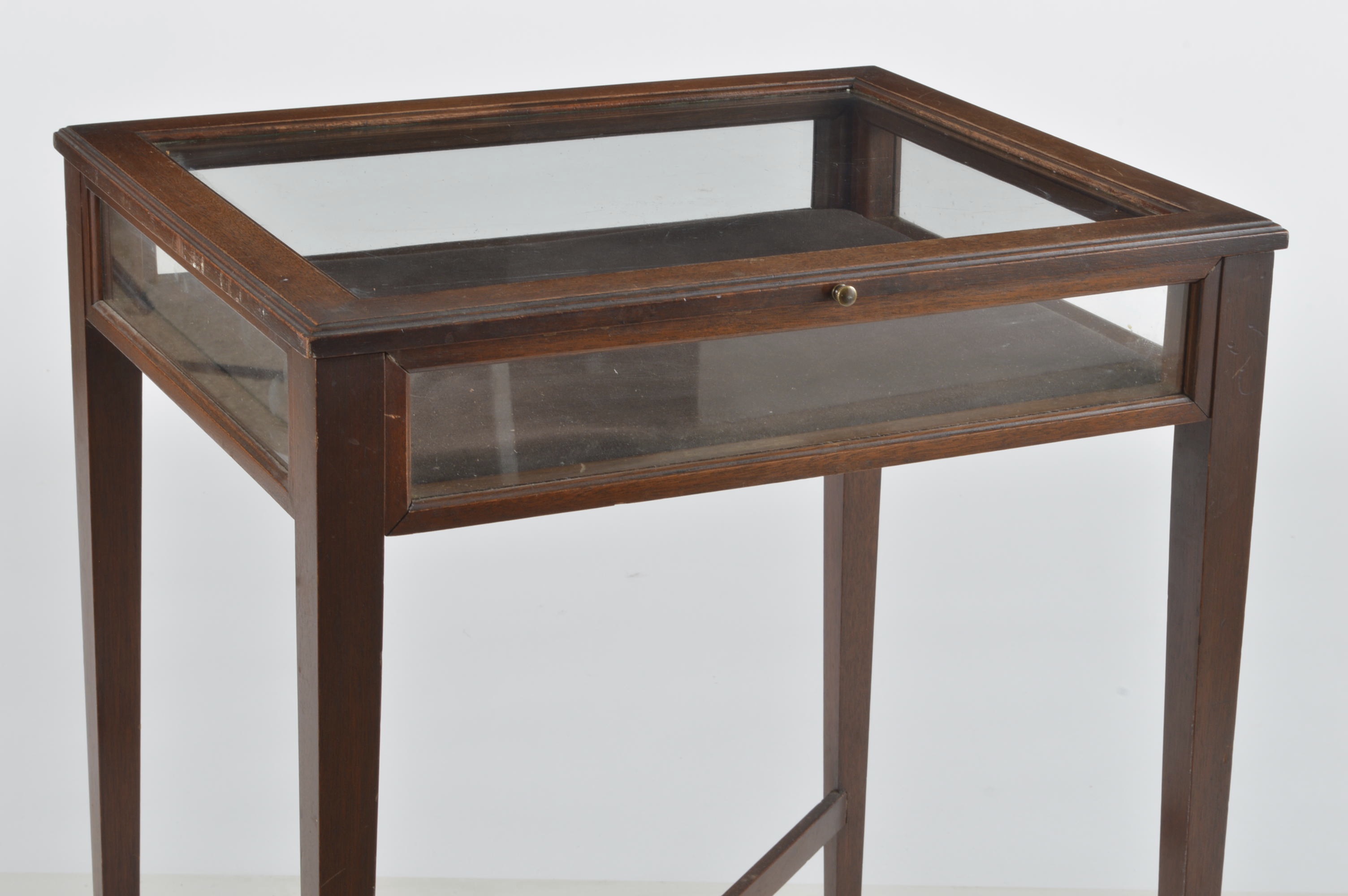 Mahogany Shadow Box Table