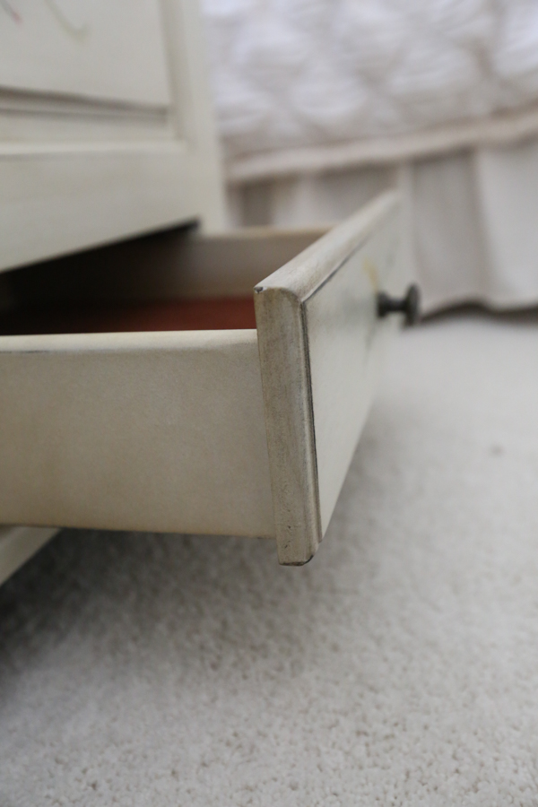 New Hope Chest in Antique White Finish