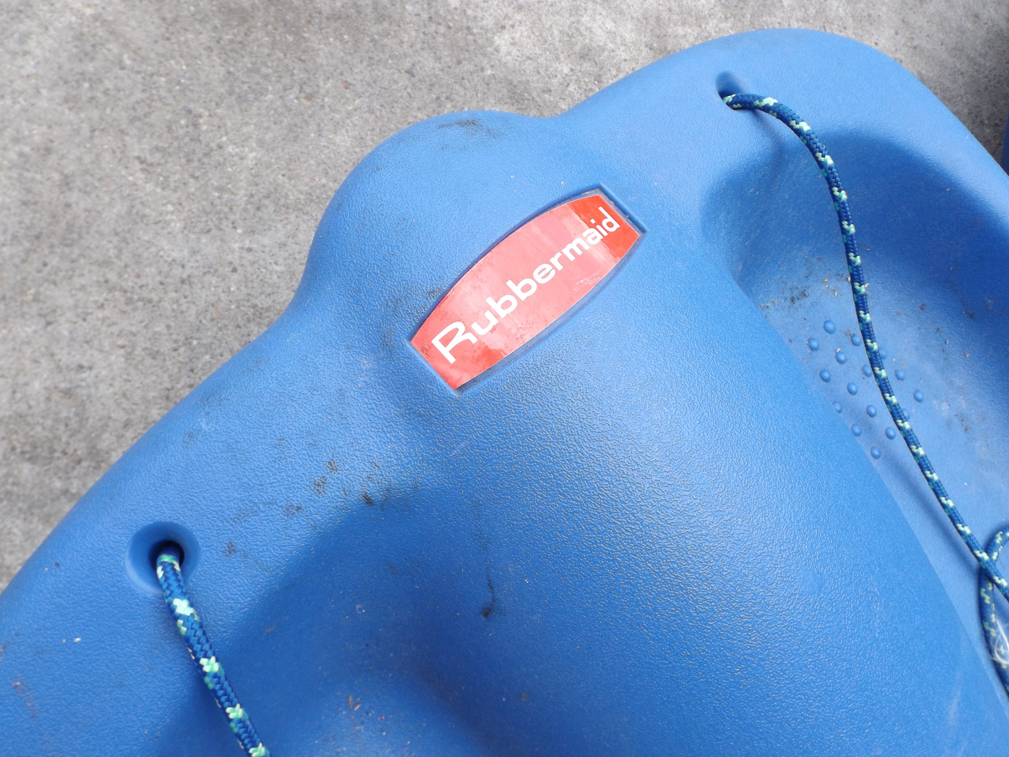 Rubbermaid 'Icy Riders' Plastic Sleds