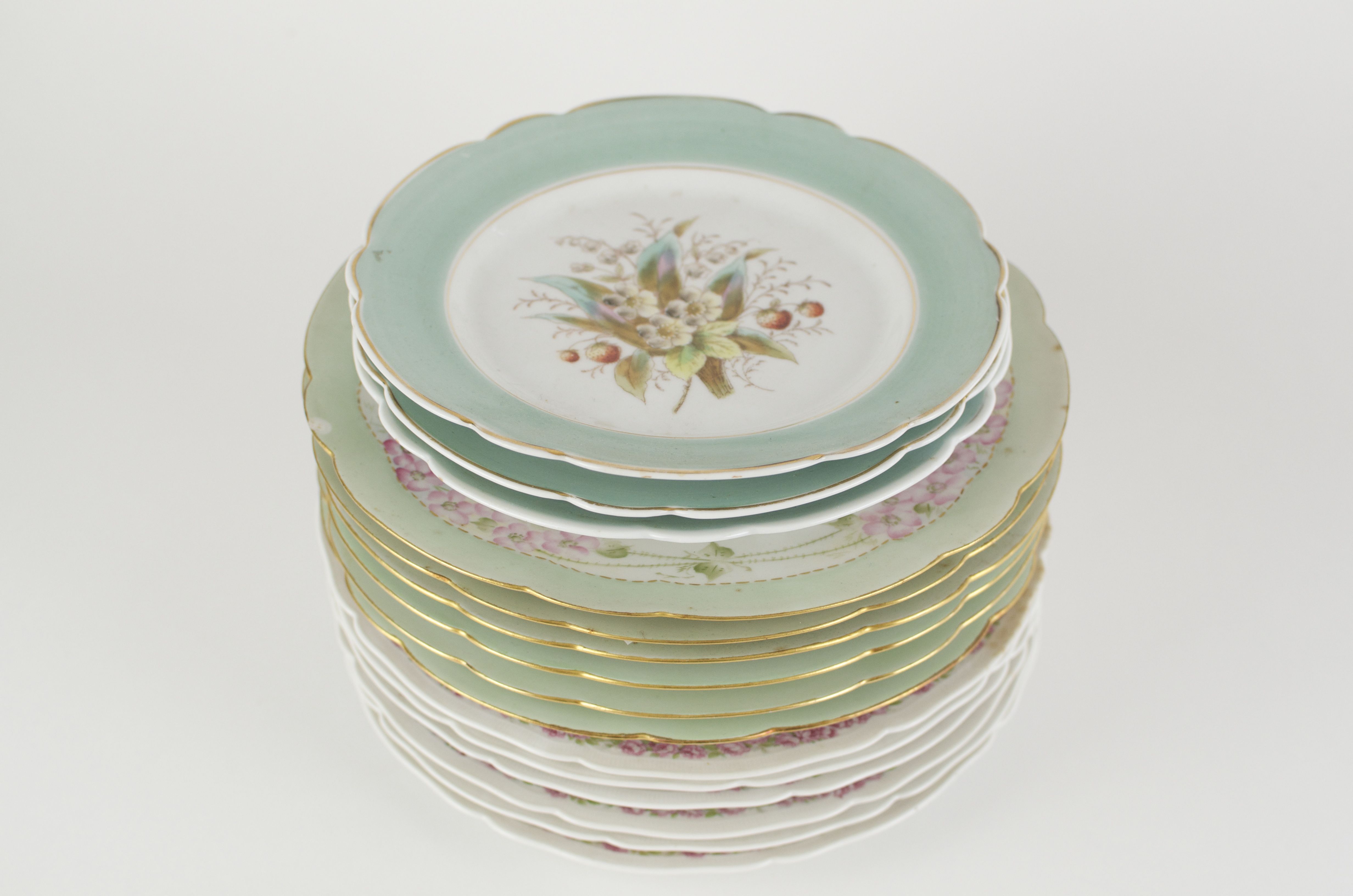 39-Piece Porcelain Luncheon Plates