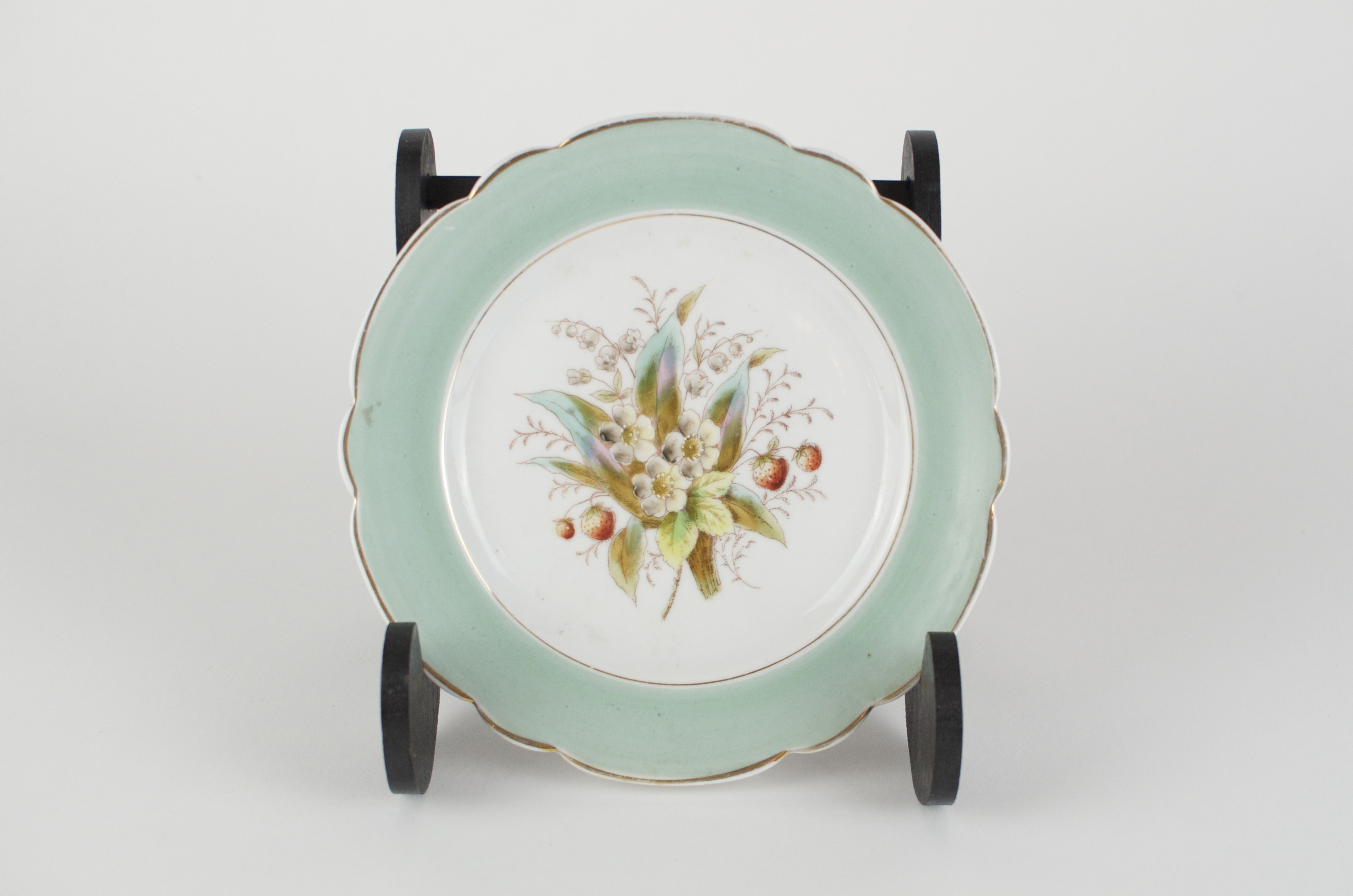 39-Piece Porcelain Luncheon Plates