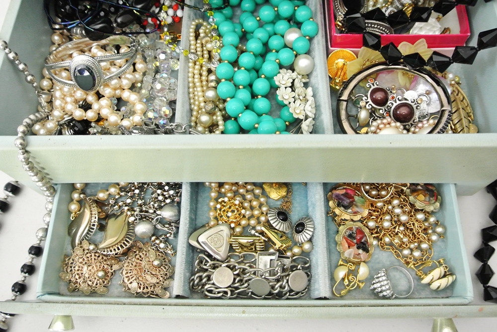 Soft Blue Music Playing Jewelry Box Filled with Jewelry