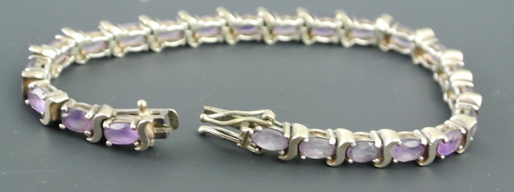 Collectible Jewelry Both Fine & Fashion