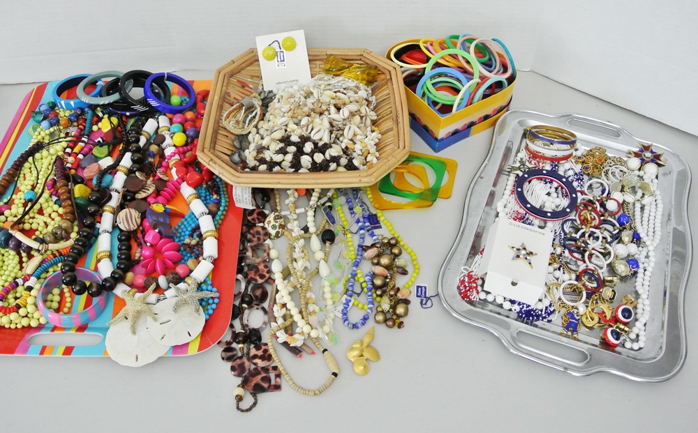 Fantastic Collection Of Island & Patriotic Jewelry