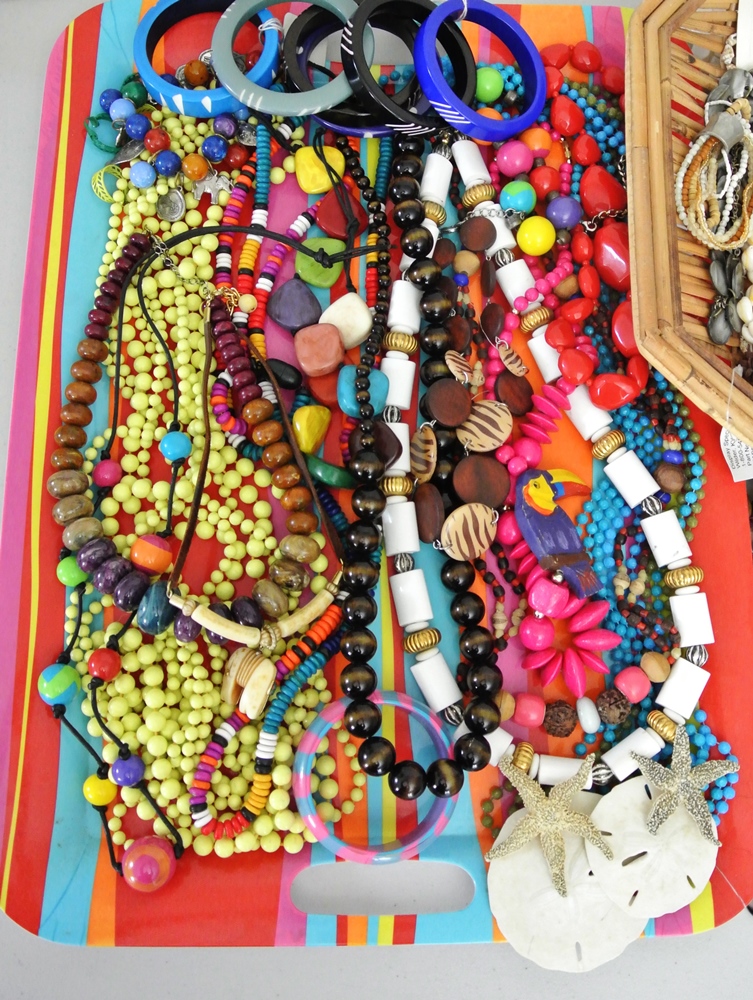 Fantastic Collection Of Island & Patriotic Jewelry