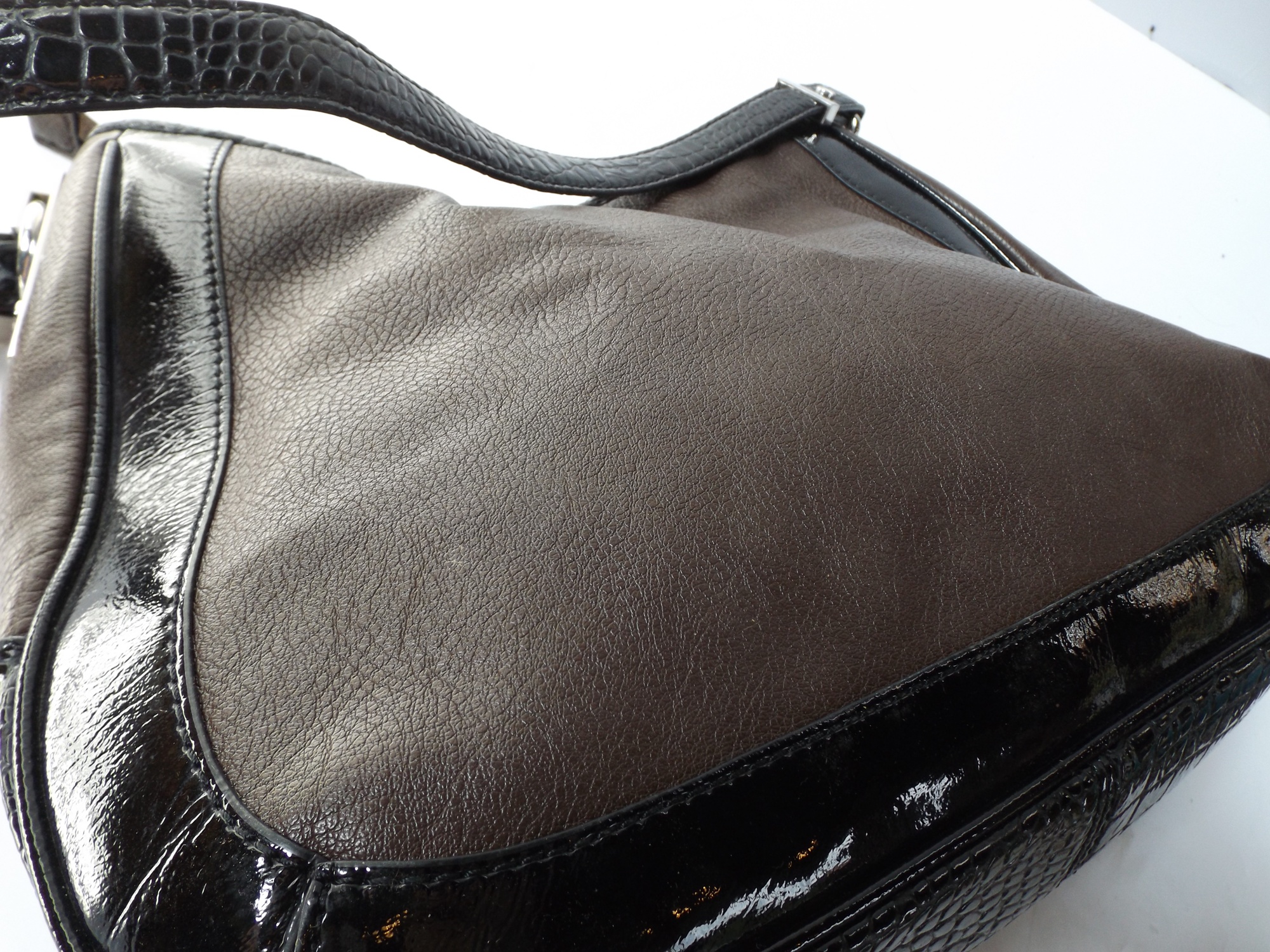 Dana Buchman Handbag