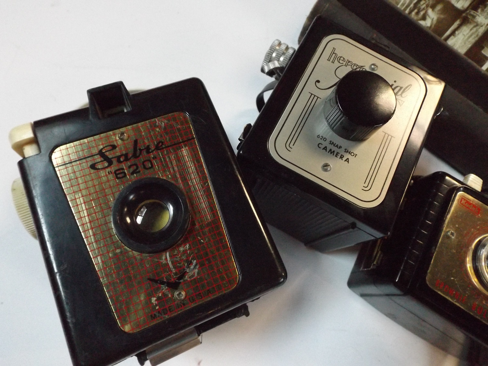 Vintage Cameras and Stereoscopic Cards
