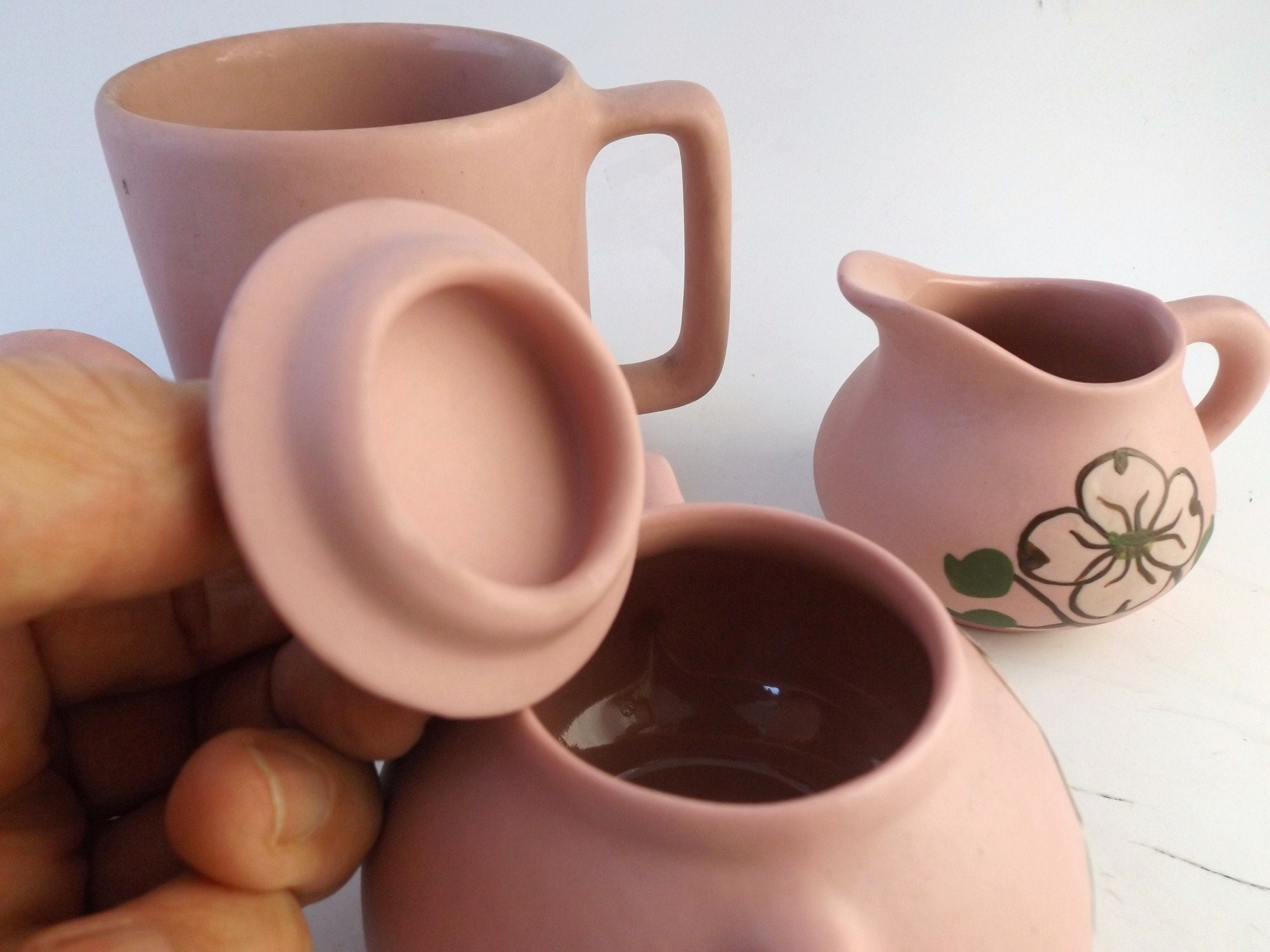 Pigeon Forge Pottery Tea Set, Mug