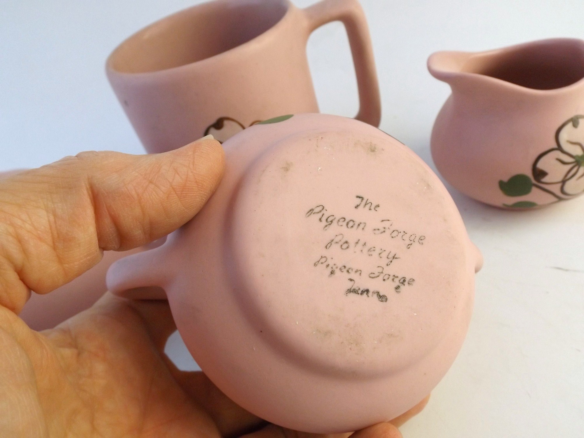 Pigeon Forge Pottery Tea Set, Mug