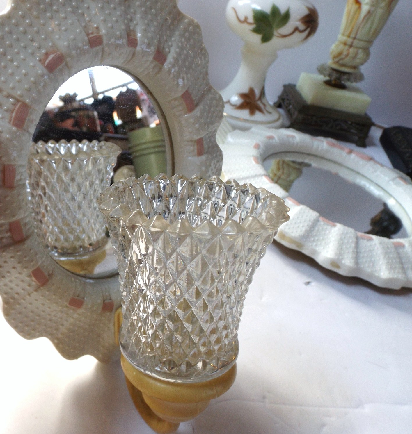 Electric and Kerosene Lamp Group