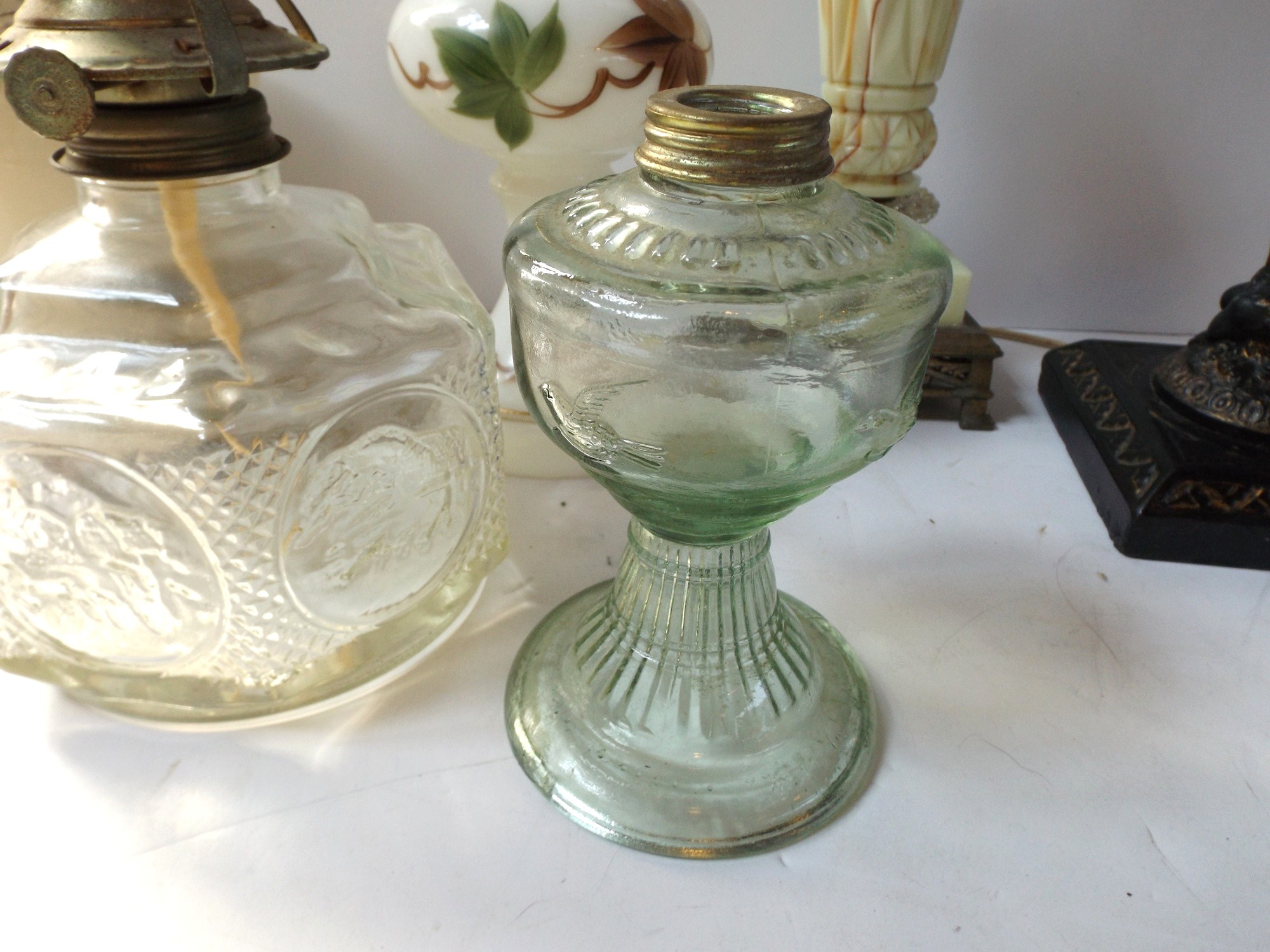 Electric and Kerosene Lamp Group