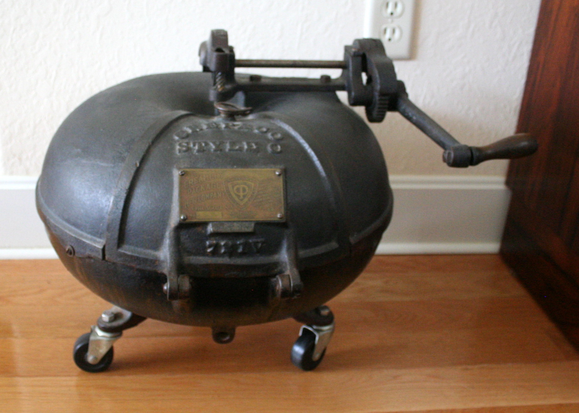 Antique Cast Iron Cream Separator