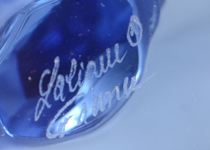 A Lalique Crystal Seahorse Figurine