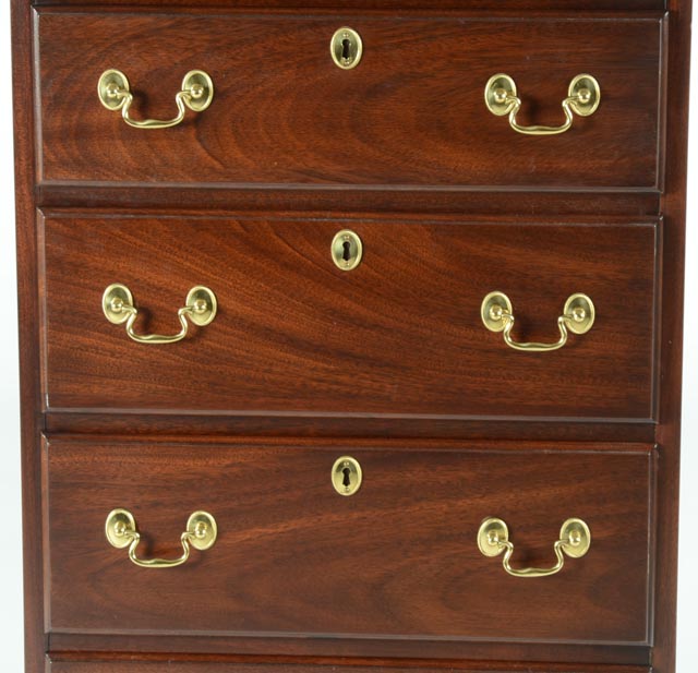 Virginia Galleries Furniture by Henkel-Harris Mahogany Dresser