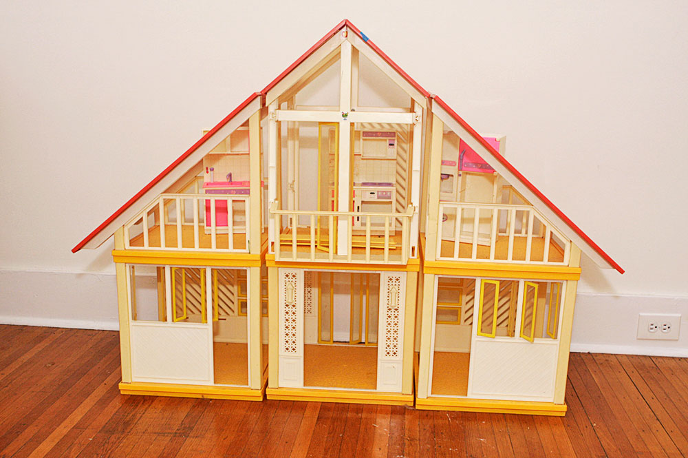 1970s barbie sales dream house