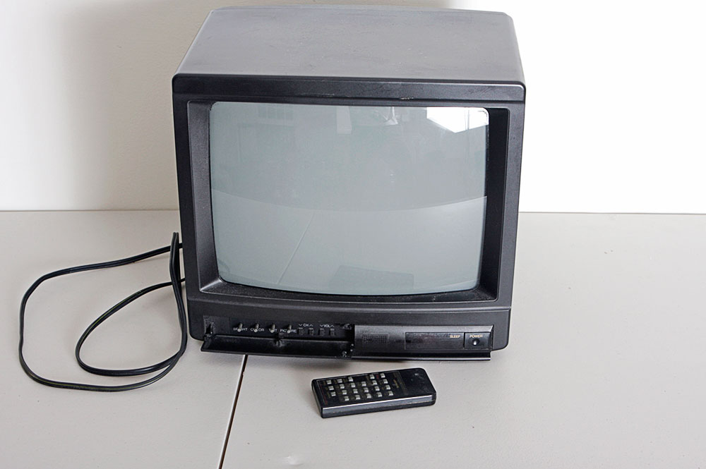 Sharp Linytron Color Television with Remote