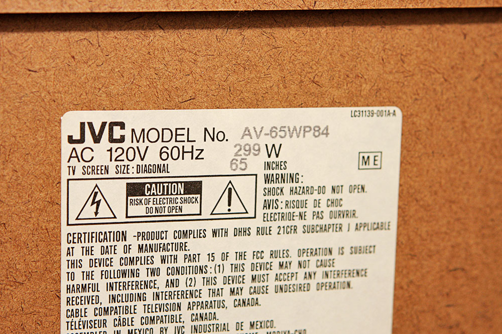 Large Flatscreen JVC I'Art Pro Television Set