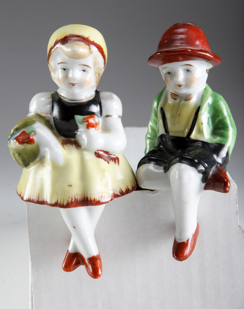 Group of Vintage Decorative Items