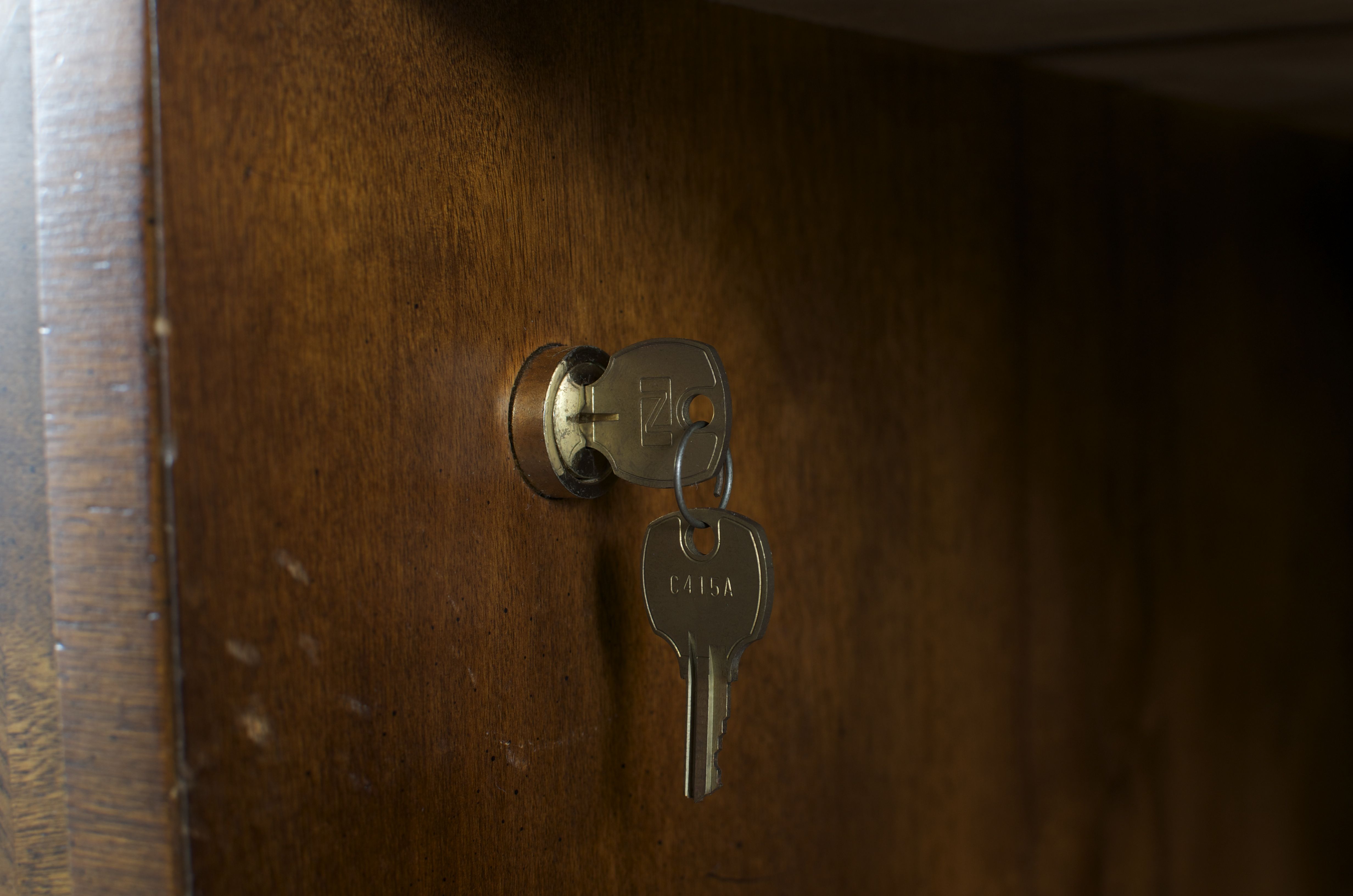 Burled Mahogany Leather Top Executive Desk